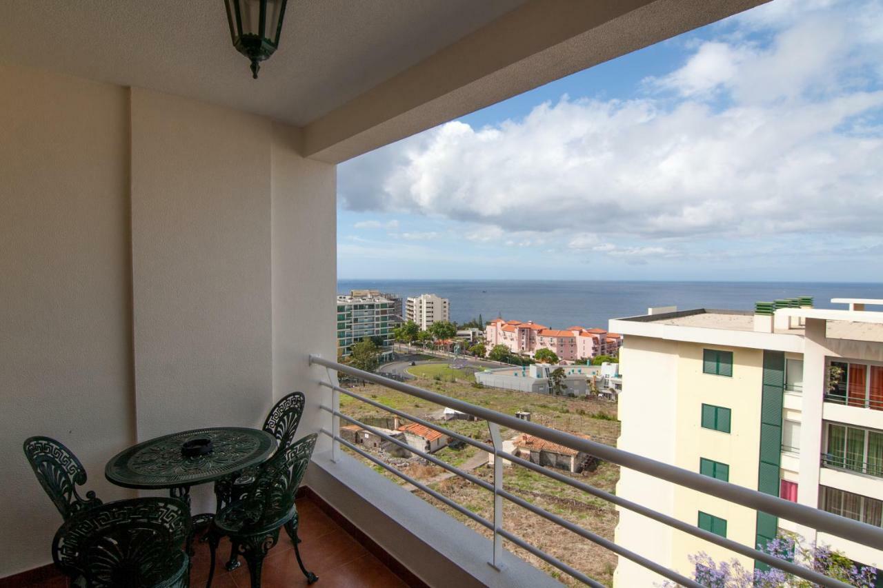 Apartamento Alberto フンシャル エクステリア 写真